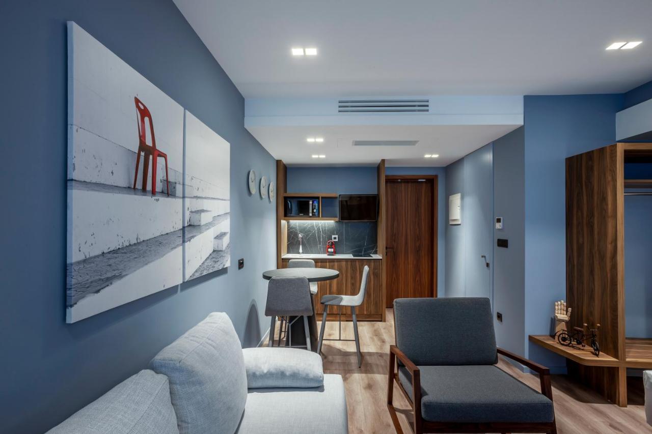 Katouni25 Luxury Suites เทสซาโลนิกิ ภายนอก รูปภาพ