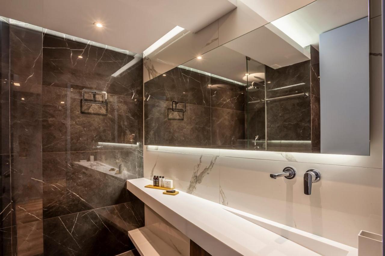 Katouni25 Luxury Suites เทสซาโลนิกิ ภายนอก รูปภาพ