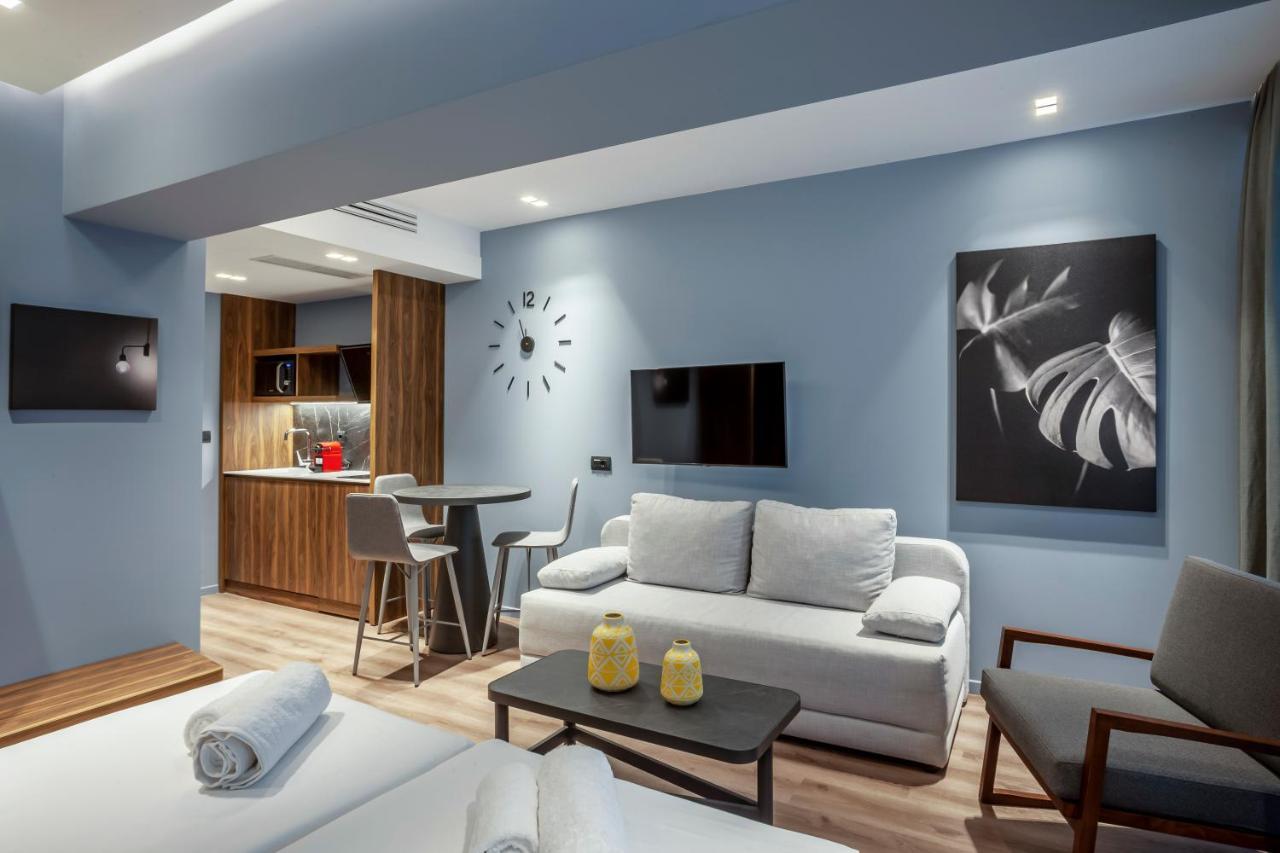 Katouni25 Luxury Suites เทสซาโลนิกิ ภายนอก รูปภาพ