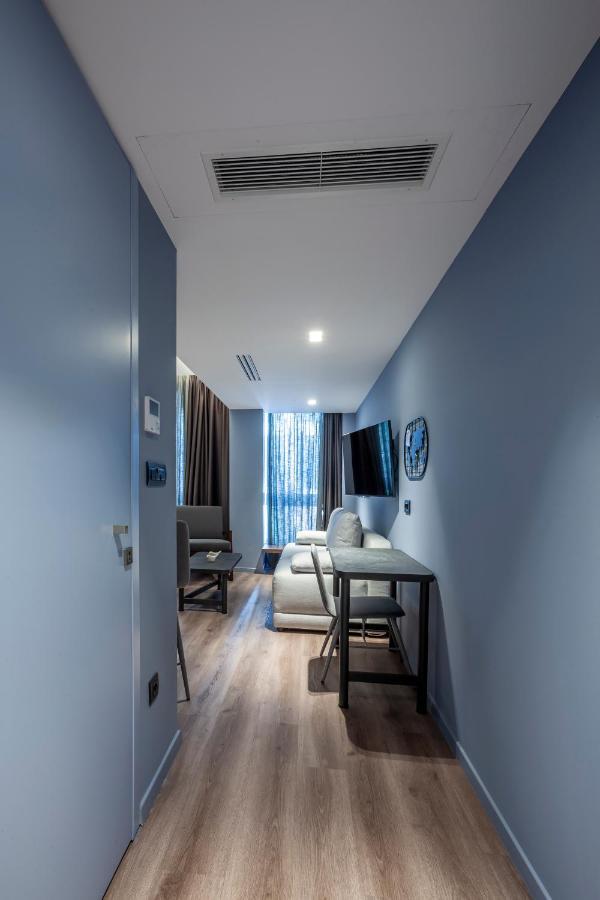 Katouni25 Luxury Suites เทสซาโลนิกิ ภายนอก รูปภาพ