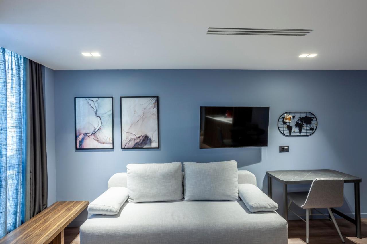 Katouni25 Luxury Suites เทสซาโลนิกิ ภายนอก รูปภาพ