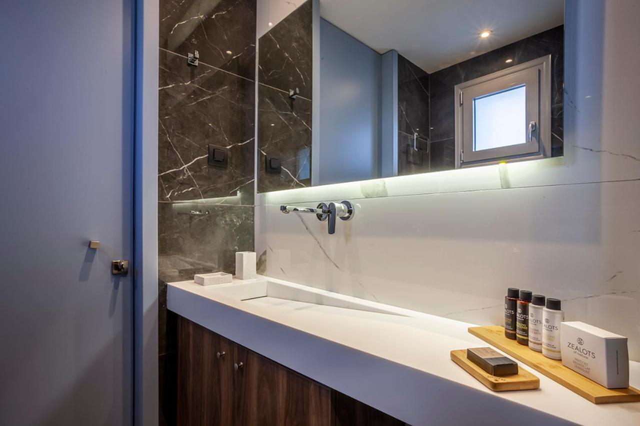 Katouni25 Luxury Suites เทสซาโลนิกิ ภายนอก รูปภาพ