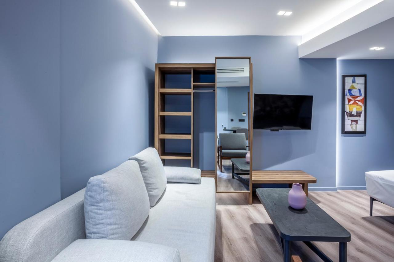 Katouni25 Luxury Suites เทสซาโลนิกิ ภายนอก รูปภาพ