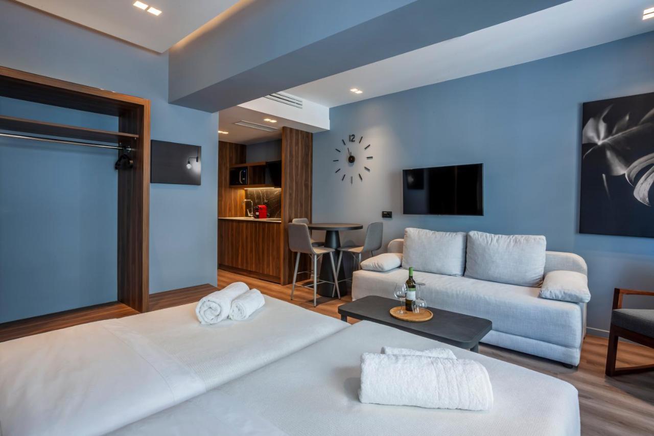 Katouni25 Luxury Suites เทสซาโลนิกิ ภายนอก รูปภาพ