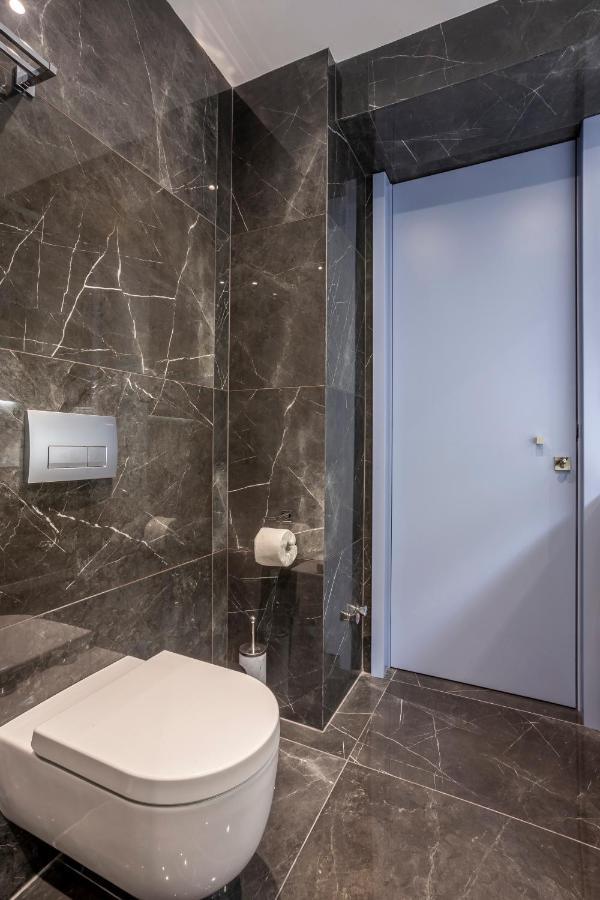 Katouni25 Luxury Suites เทสซาโลนิกิ ภายนอก รูปภาพ