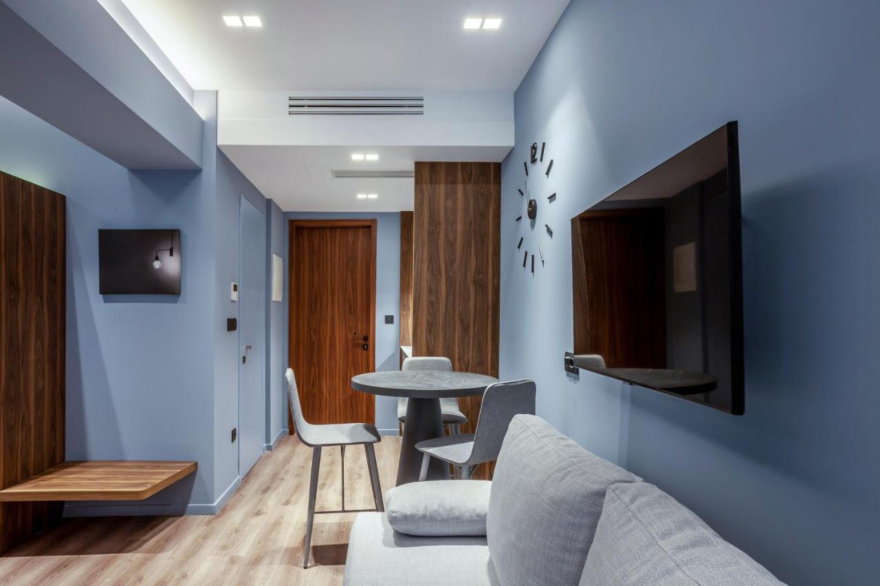 Katouni25 Luxury Suites เทสซาโลนิกิ ภายนอก รูปภาพ