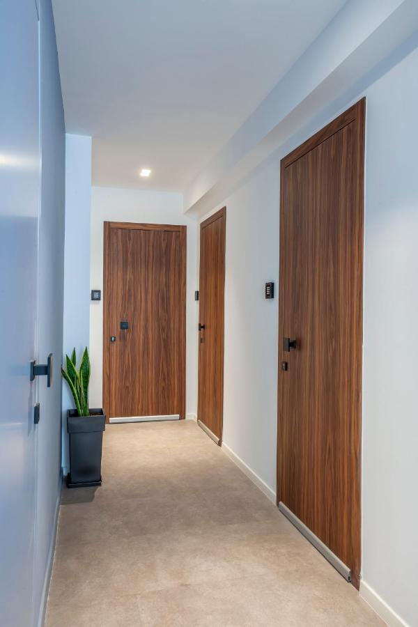Katouni25 Luxury Suites เทสซาโลนิกิ ภายนอก รูปภาพ