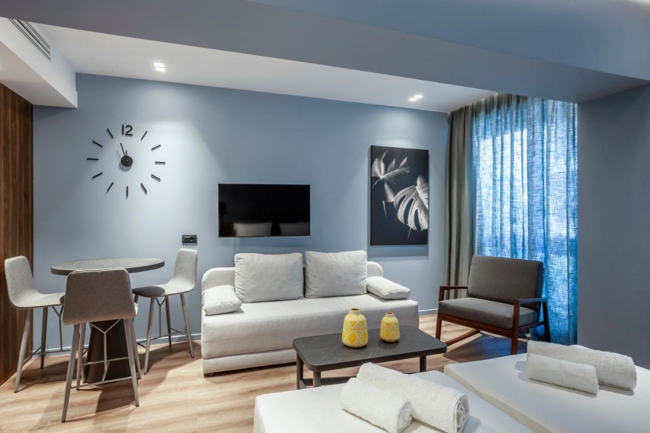 Katouni25 Luxury Suites เทสซาโลนิกิ ภายนอก รูปภาพ