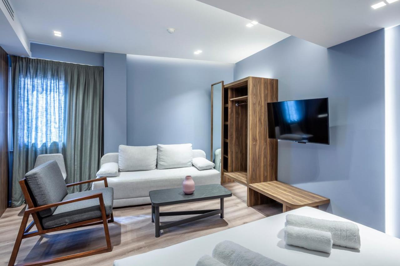 Katouni25 Luxury Suites เทสซาโลนิกิ ภายนอก รูปภาพ